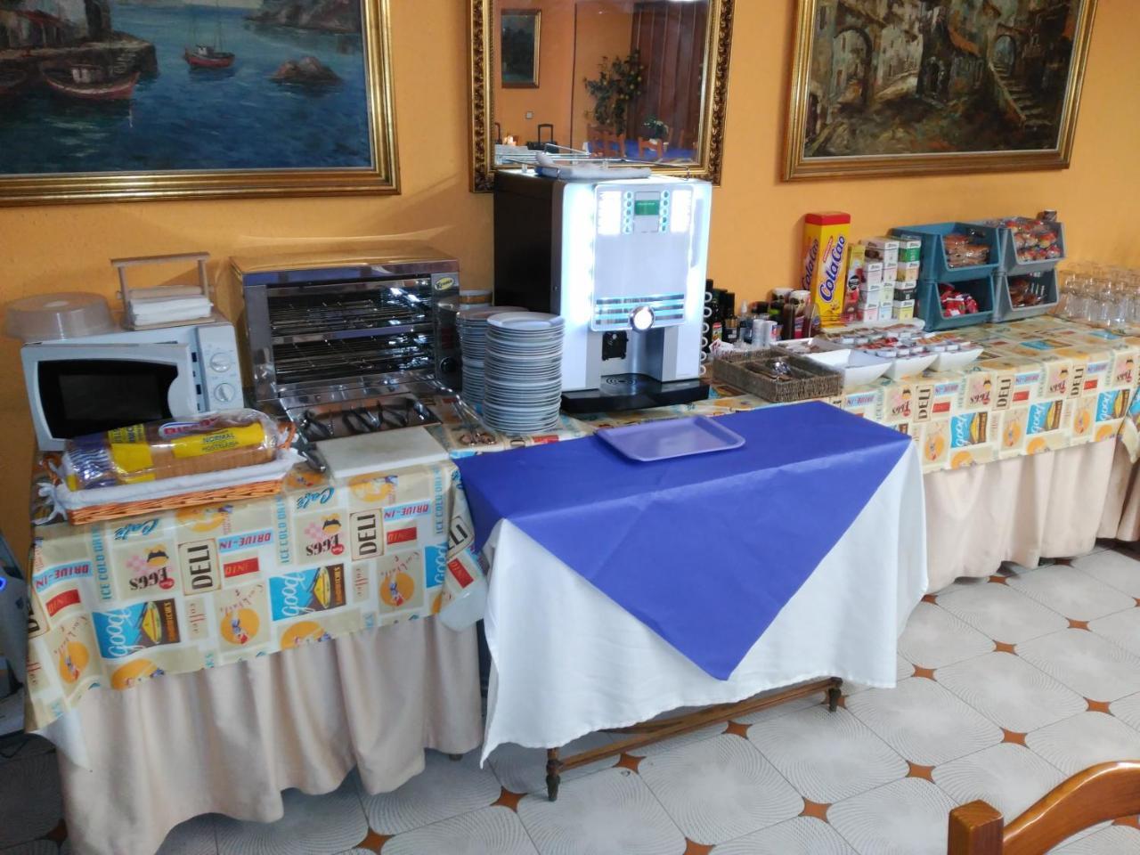 Hotel Vaqueros Langreo Kültér fotó